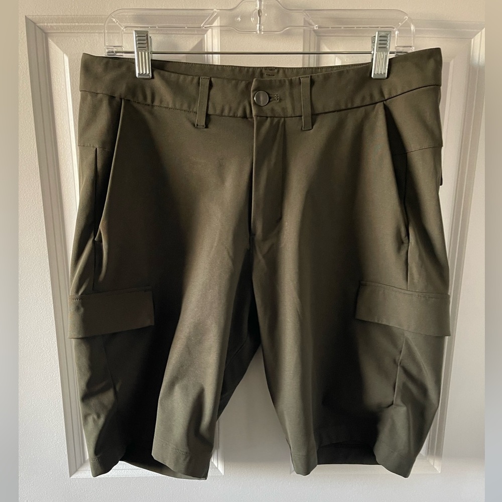 Lululemon Men’s Casual shorts, Size- 31